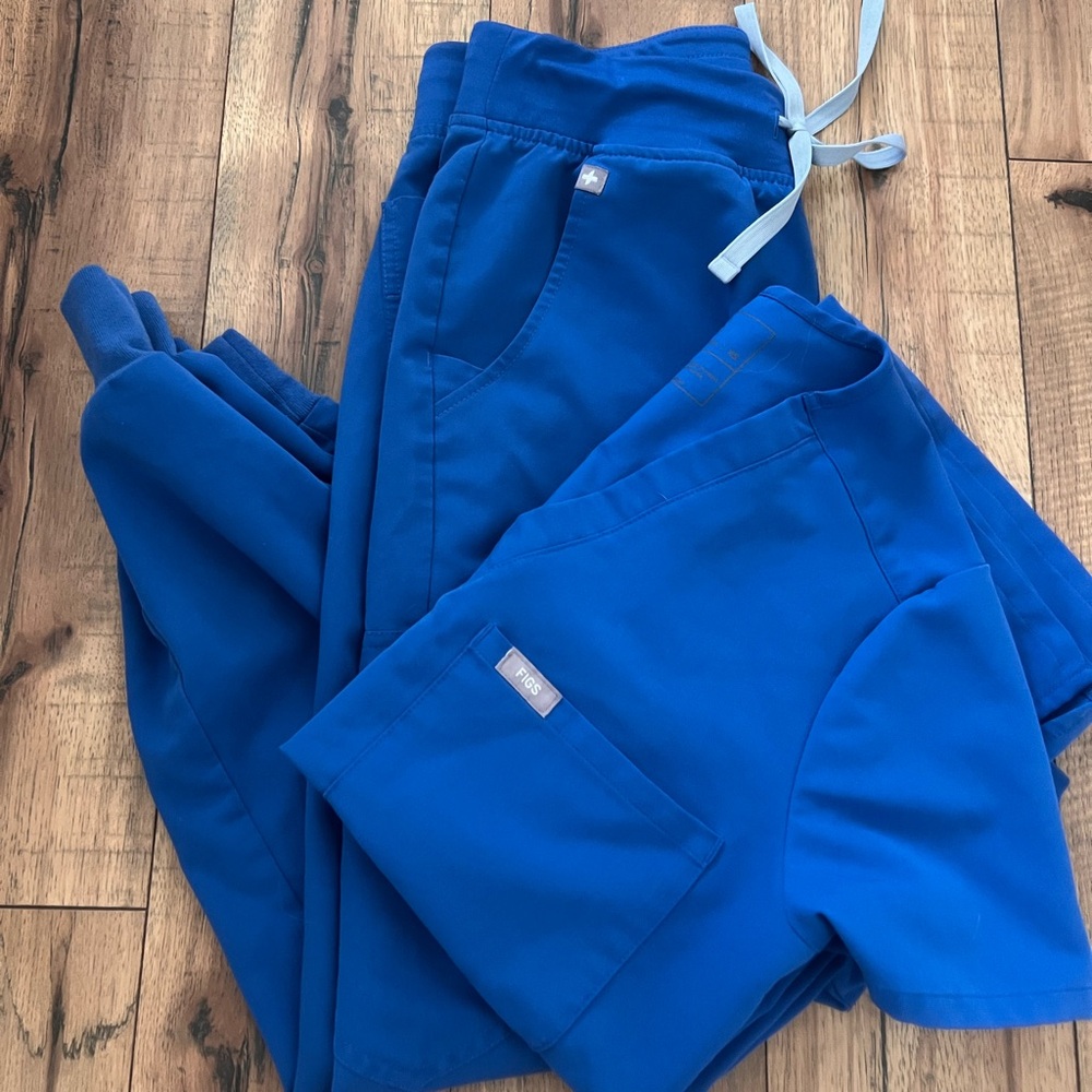 Figs Royal Blue Scrub Set